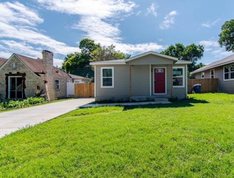 207 N Barnett Avenue Dallas TX 75211