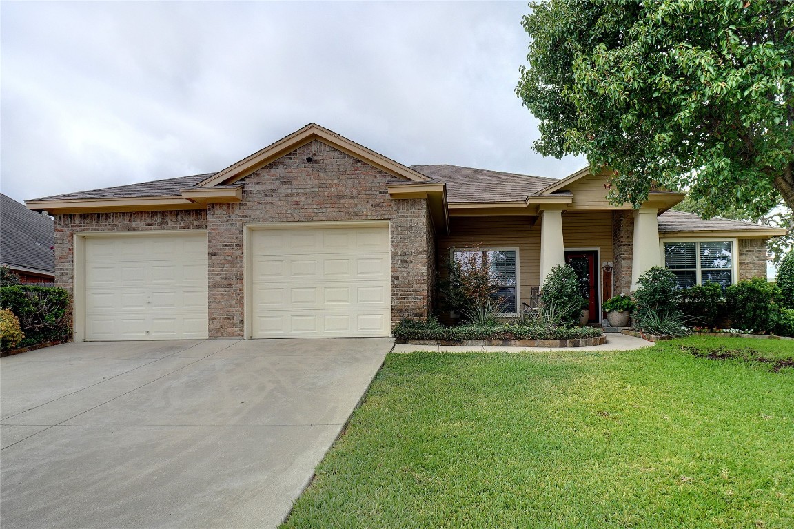 6021 Western Creek Lane Haltom City TX 76137