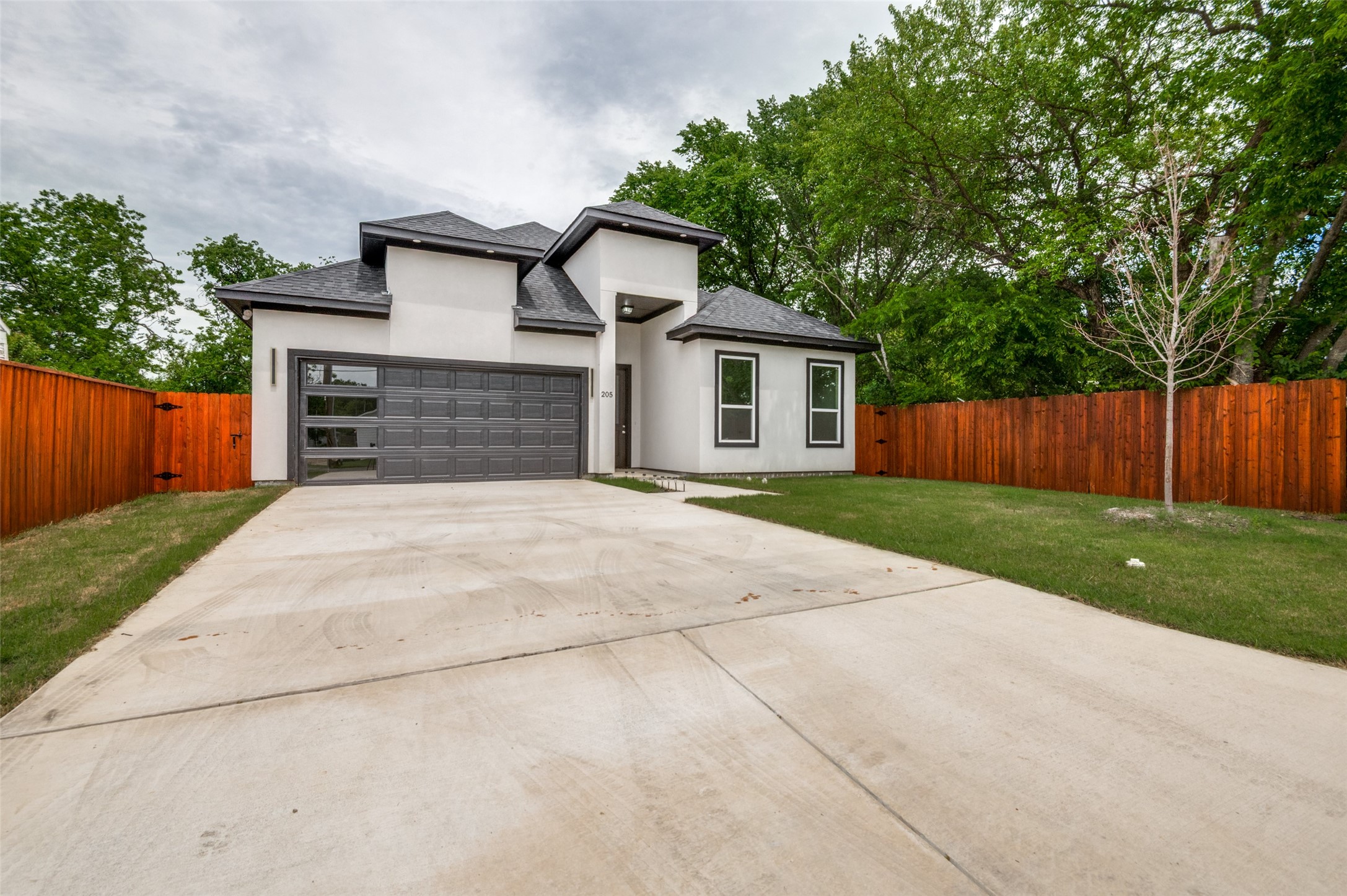 205 Fairview Street Waxahachie TX 75165