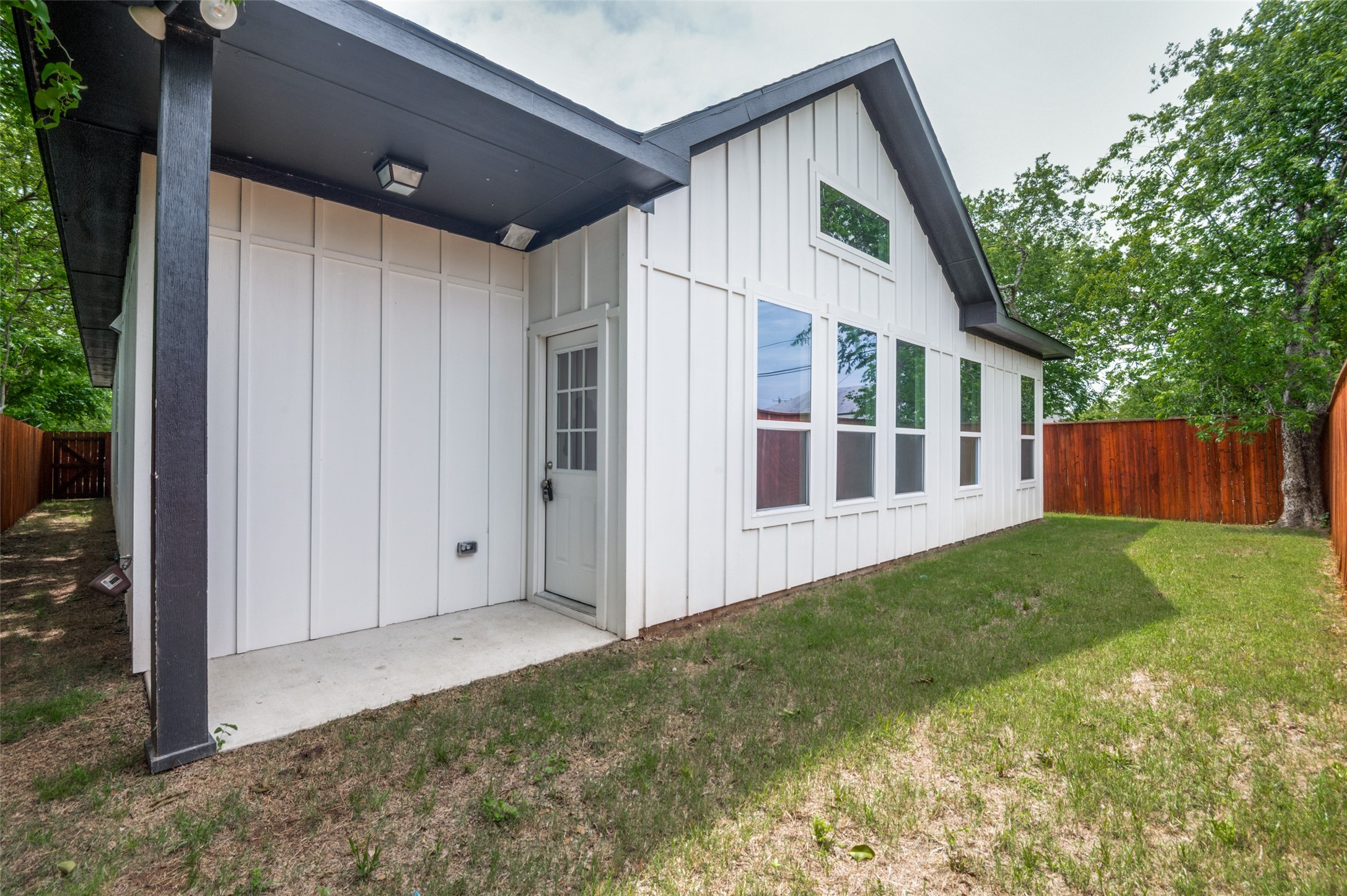 205 Fairview Street Waxahachie TX 75165