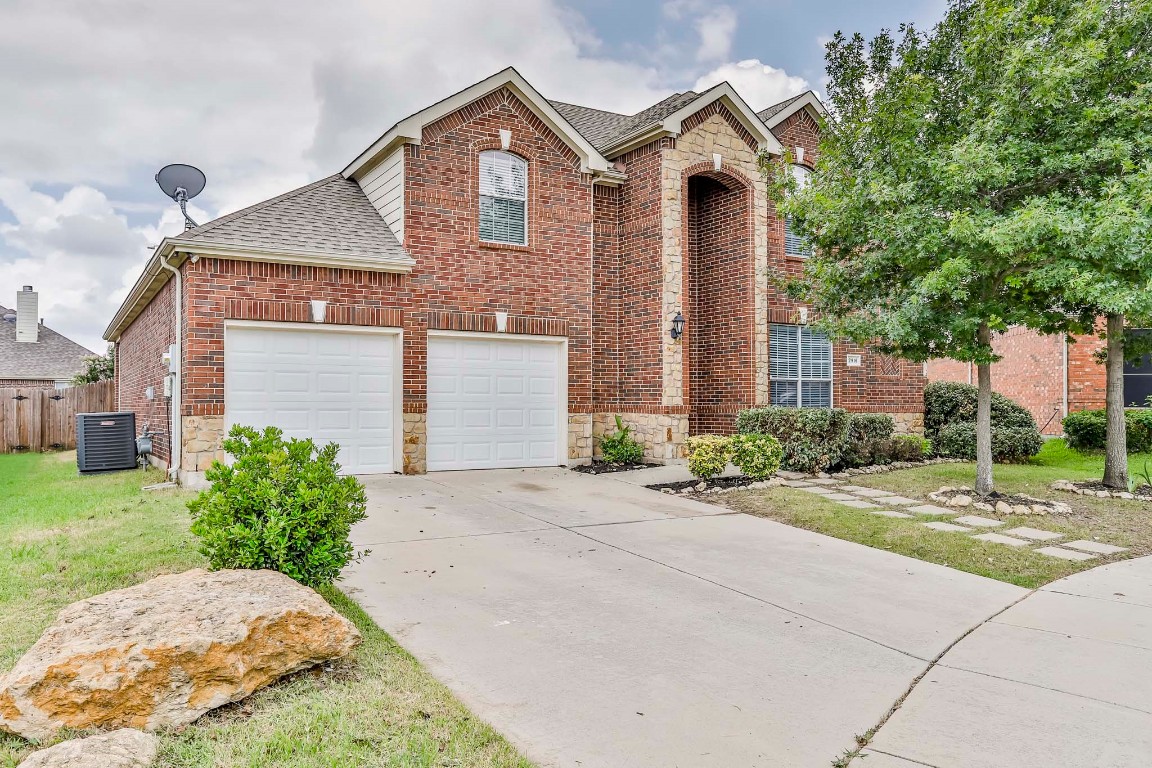 2916 Softwood Circle Fort Worth TX 76244