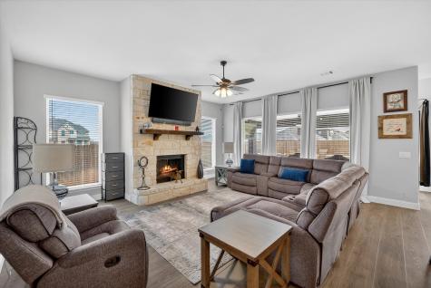 644 Winters Drive Waxahachie TX 75165