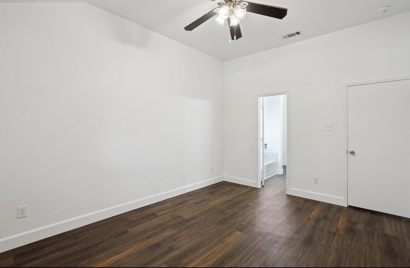 1446 Sax Leigh Drive Dallas TX 75241