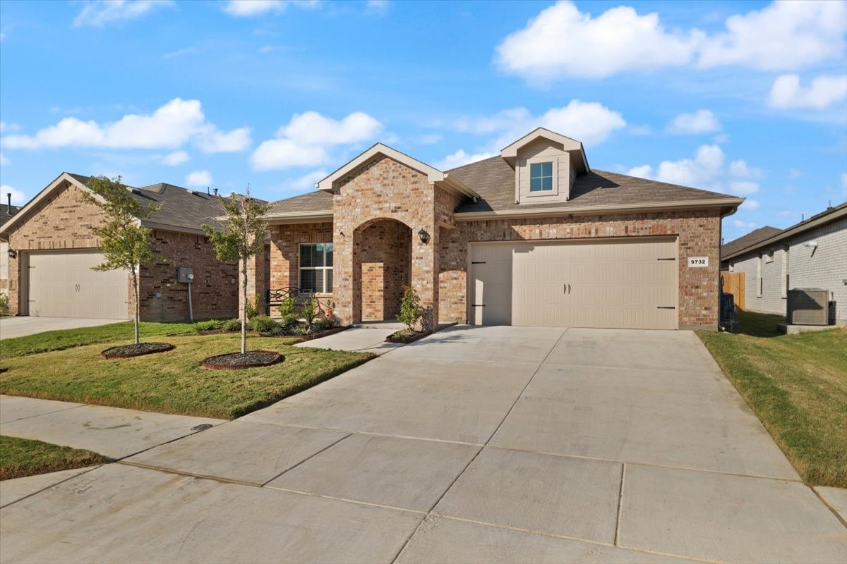 9732 Serviceberry Lane Fort Worth TX 76036