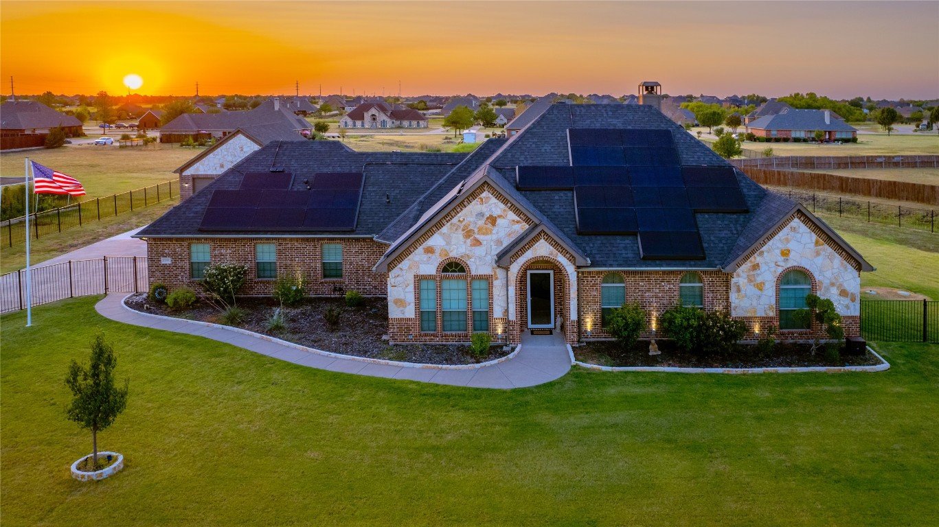 1155 Whirlaway Drive Terrell TX 75160