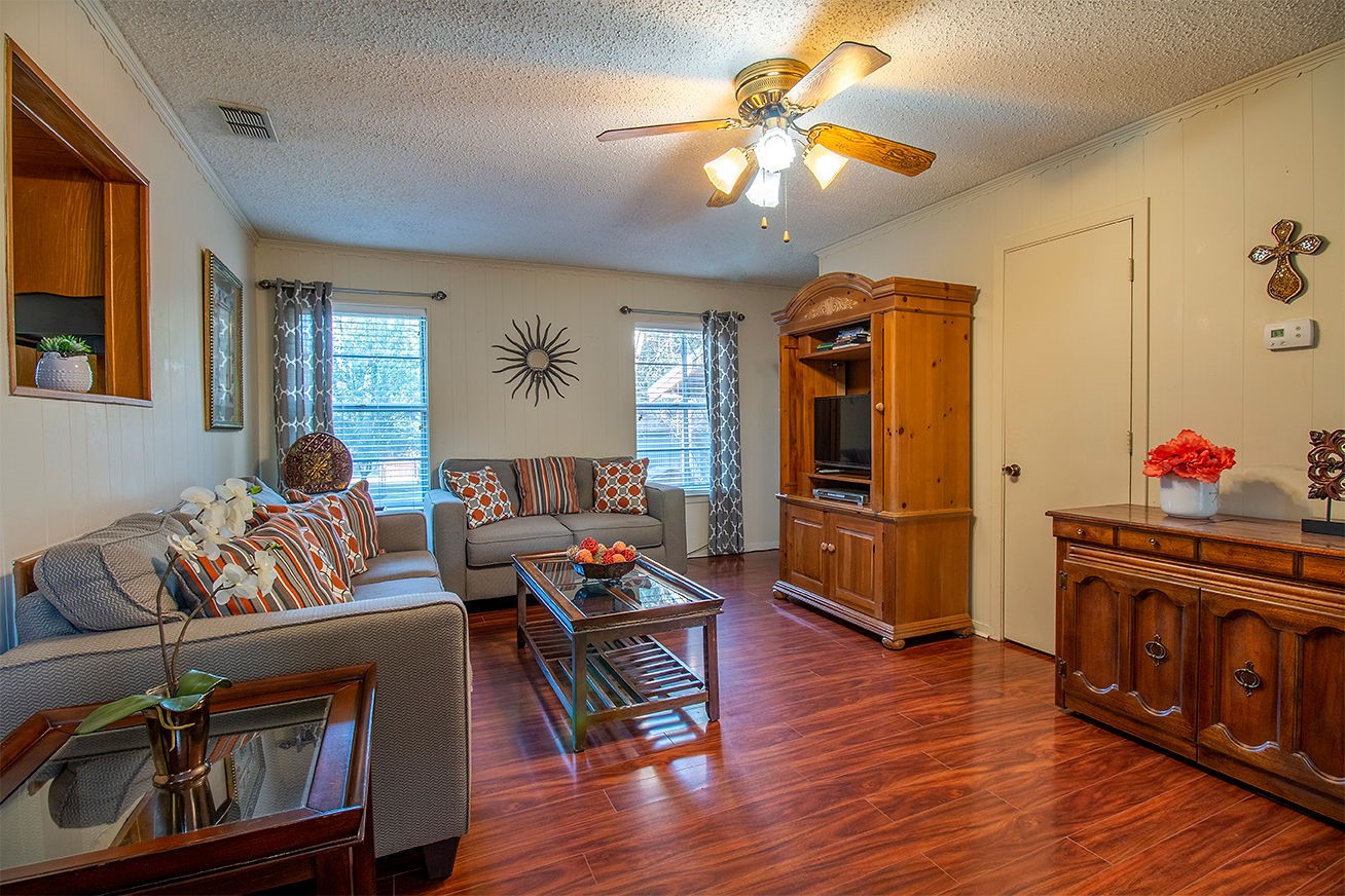8212 Us Highway 80 Grand Saline TX 75140