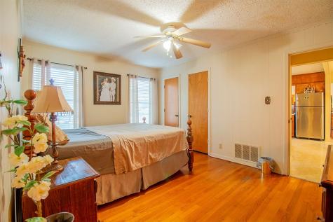 8212 Us Highway 80 Grand Saline TX 75140