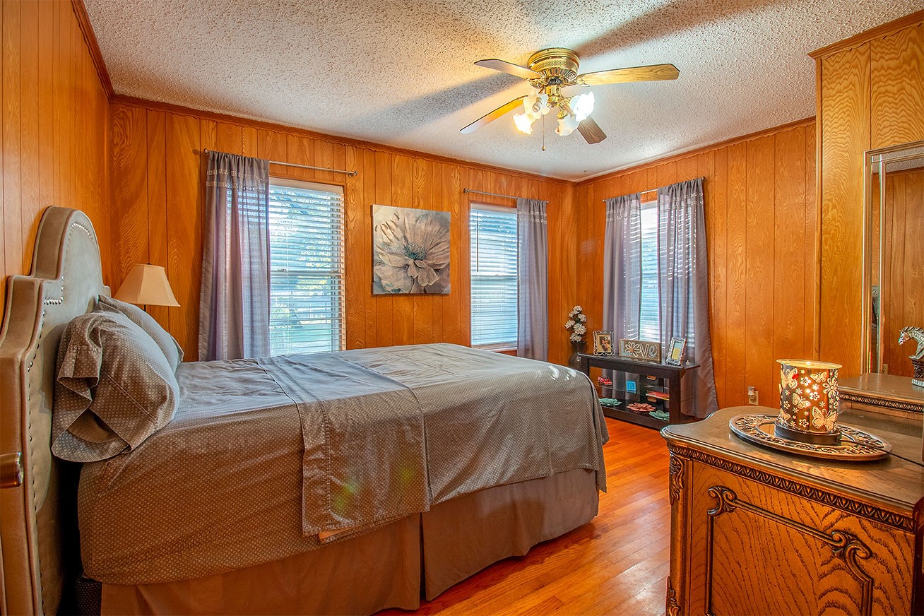 8212 Us Highway 80 Grand Saline TX 75140
