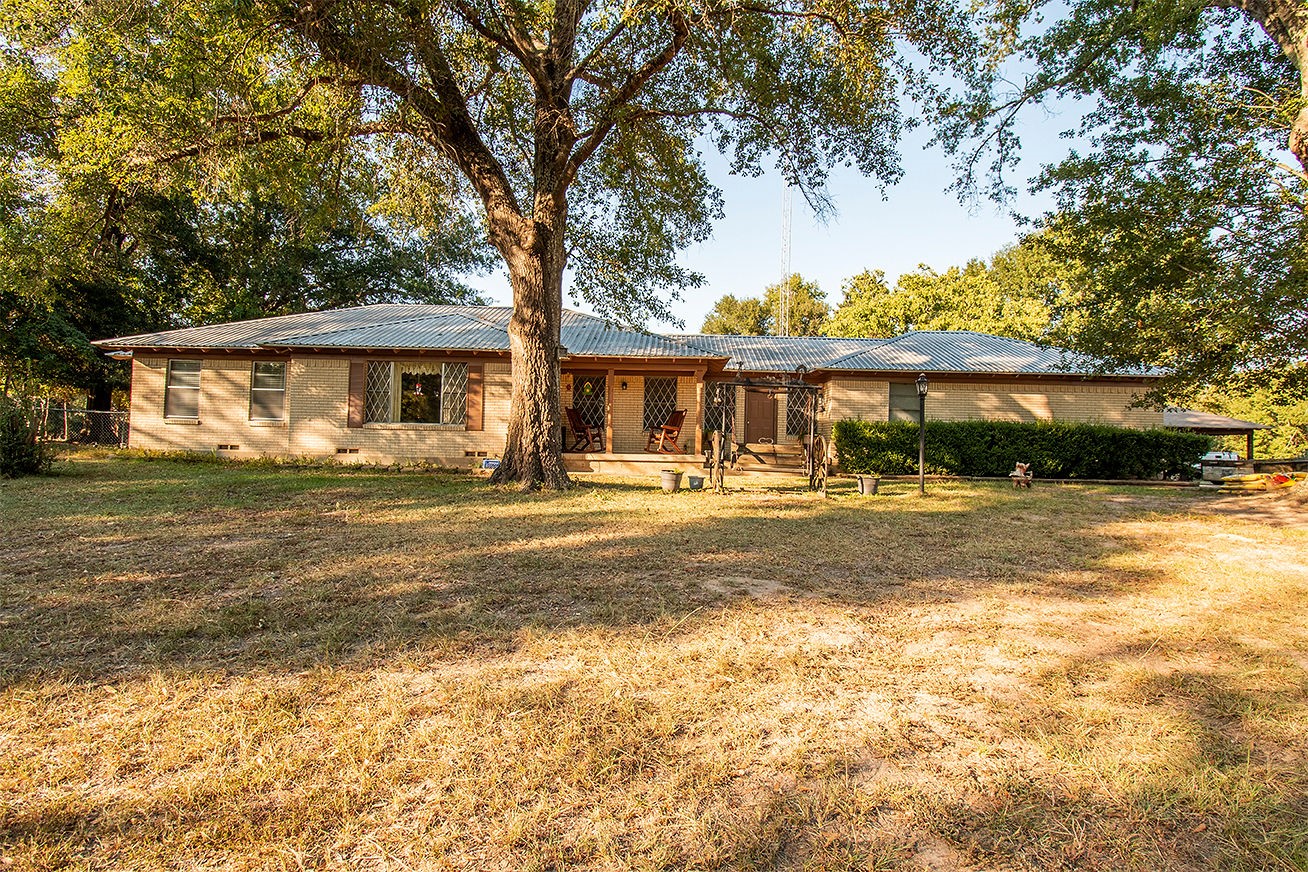 8212 Us Highway 80 Grand Saline TX 75140