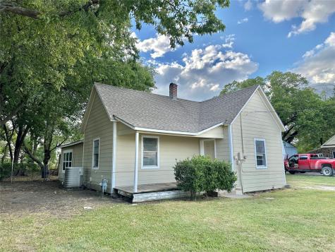 1009 Moran Street Gainesville TX 76240