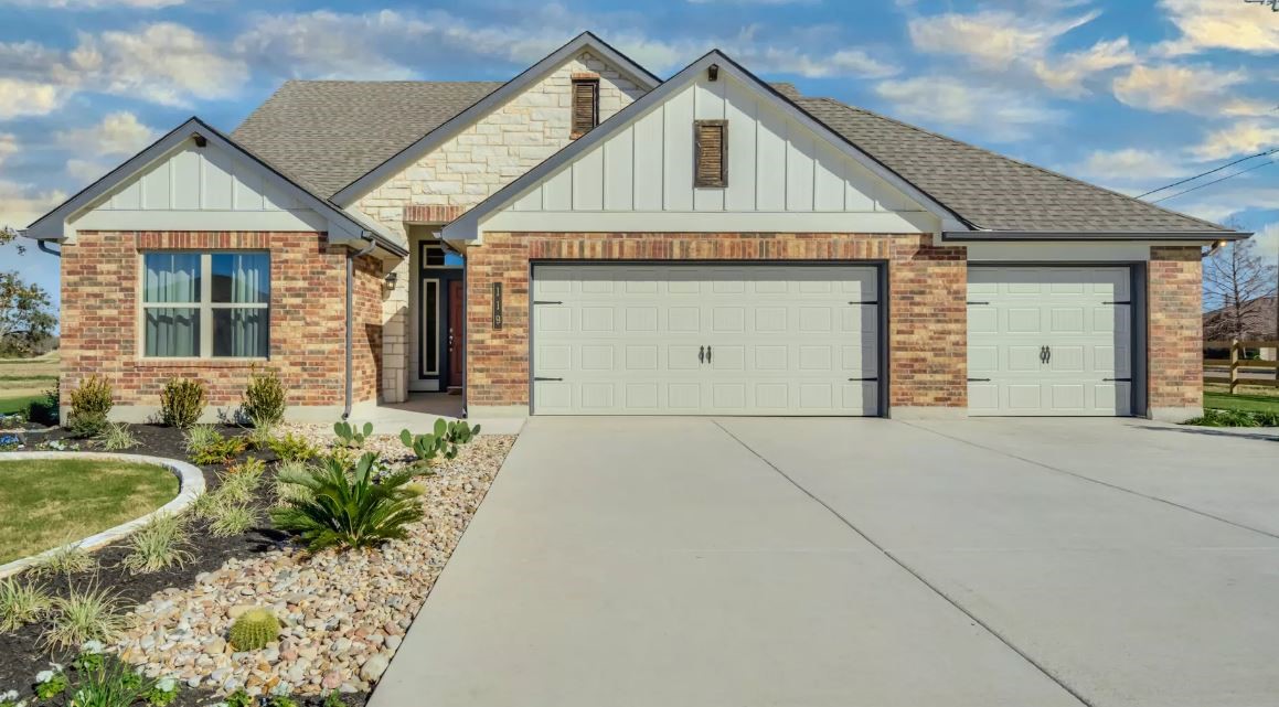 119 Hadley Street Woodway TX 76712