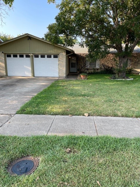 418 W Ferndale Lane Grand Prairie TX 75052