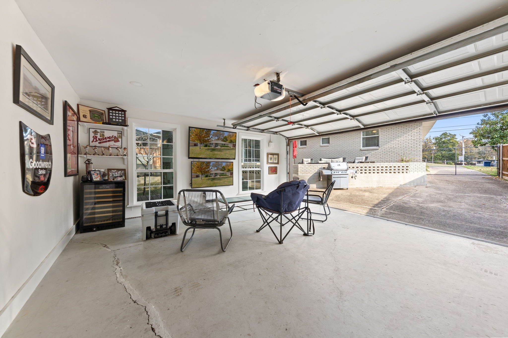 8053 Claremont Drive Dallas TX 75228