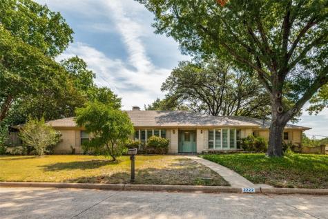 2222 Prince John Drive Grand Prairie TX 75050