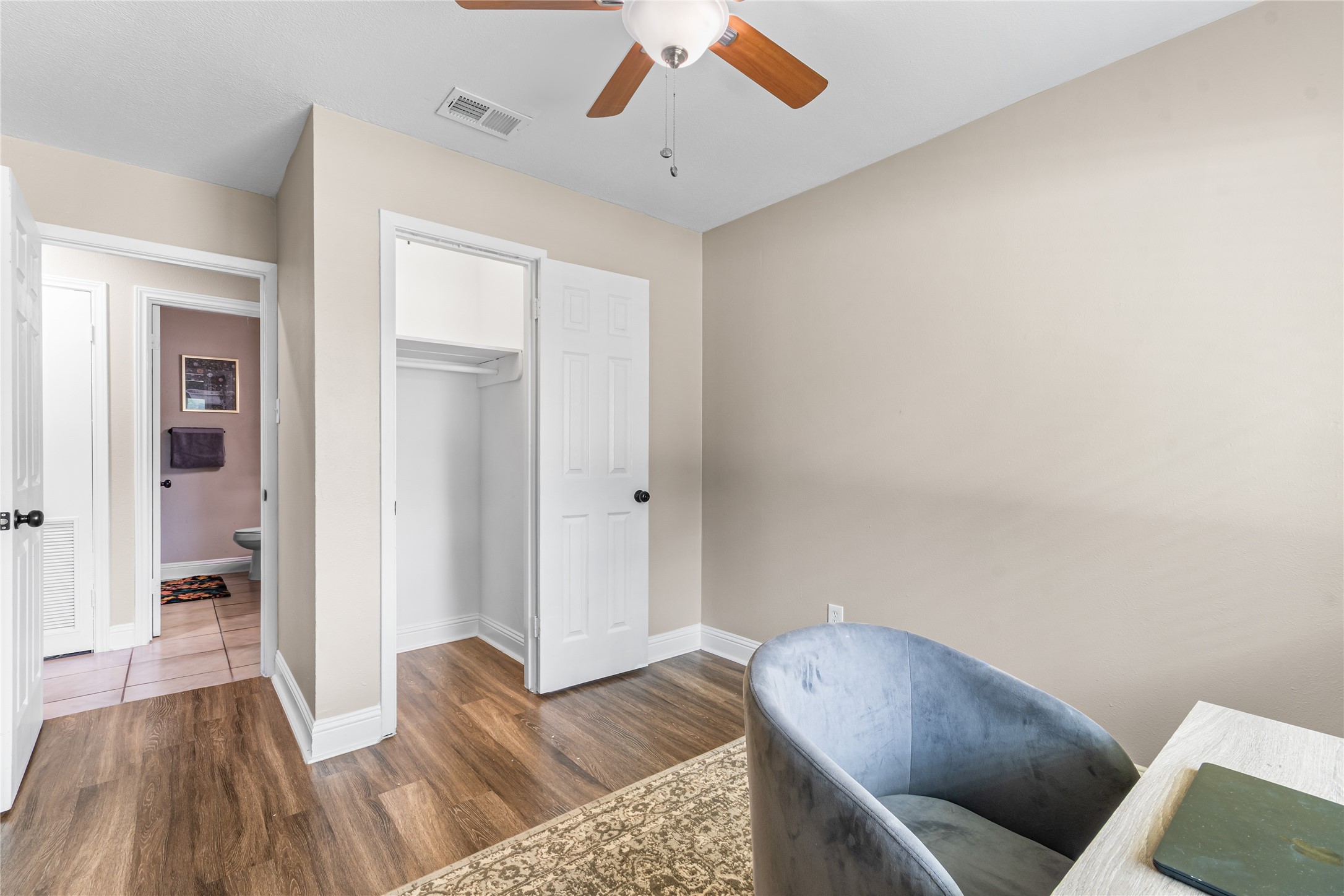 436 Ball Street Grapevine TX 76051