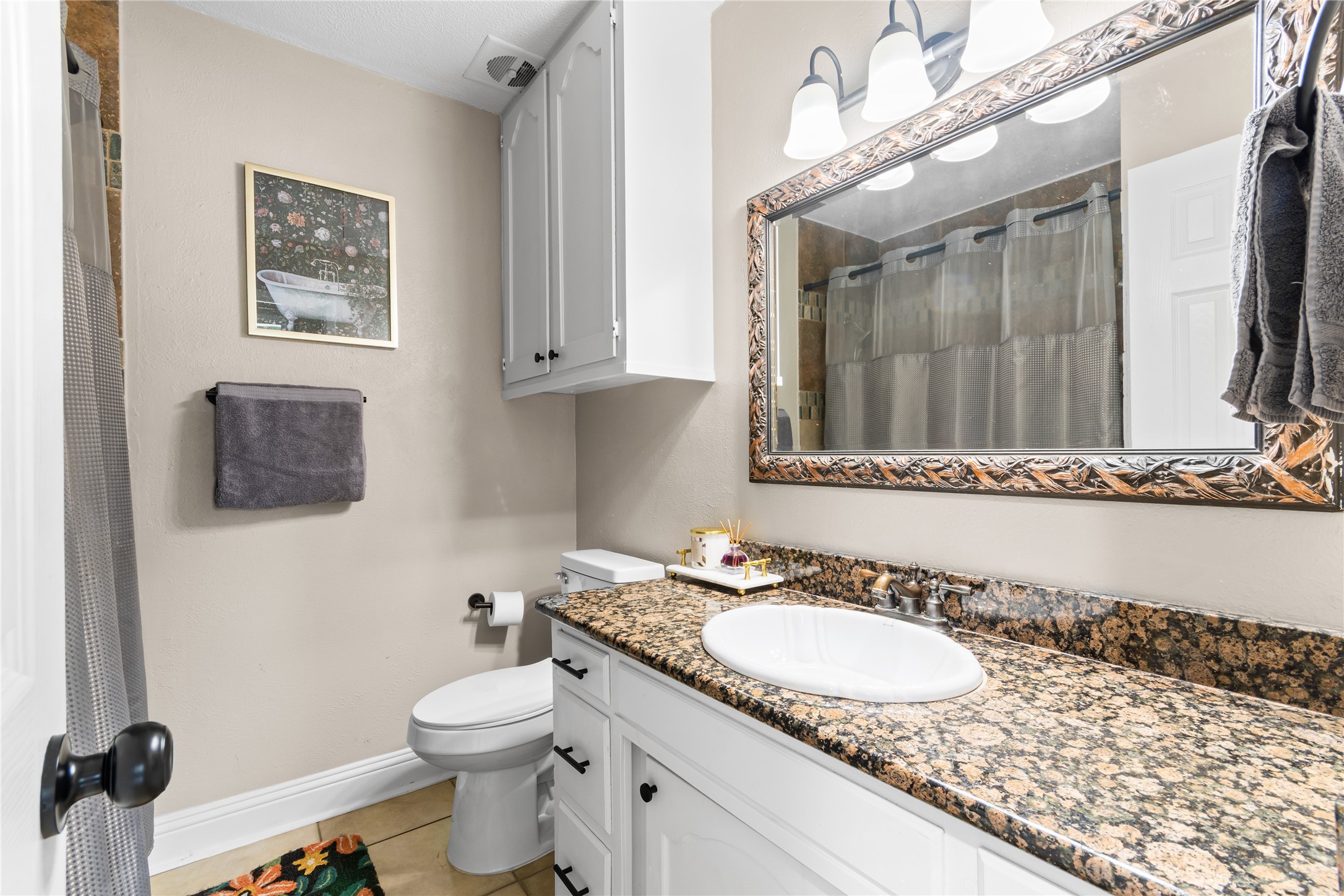 436 Ball Street Grapevine TX 76051