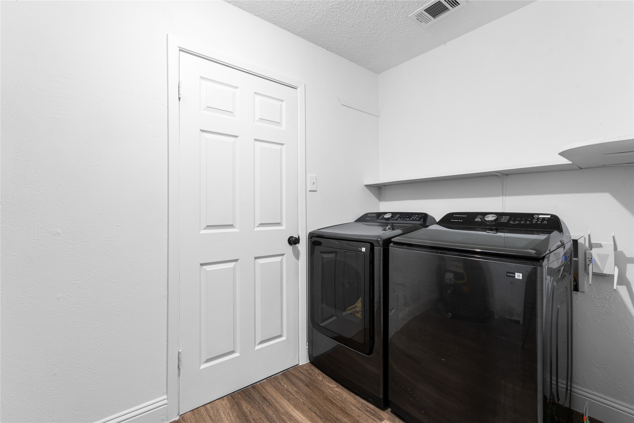 436 Ball Street Grapevine TX 76051