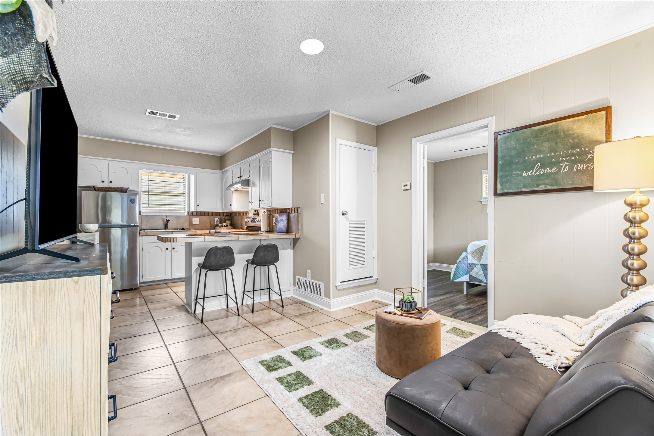 436 Ball Street Grapevine TX 76051