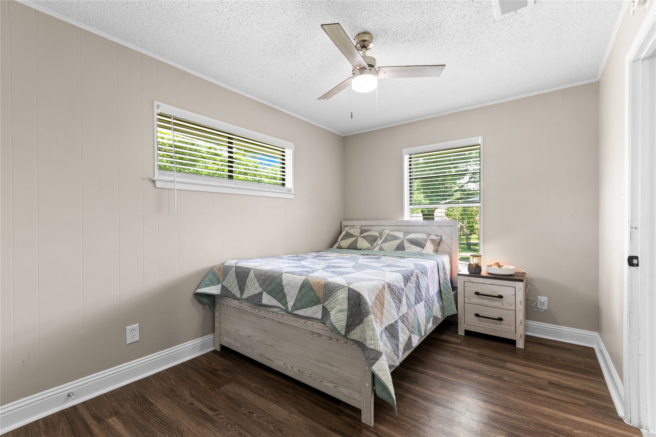 436 Ball Street Grapevine TX 76051