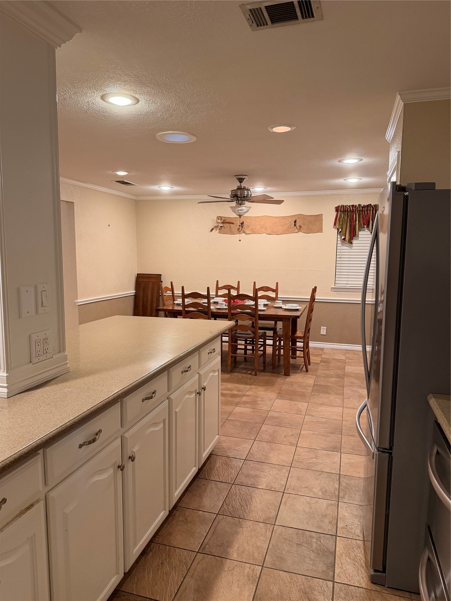 1202 Red Oak Ennis TX 75119