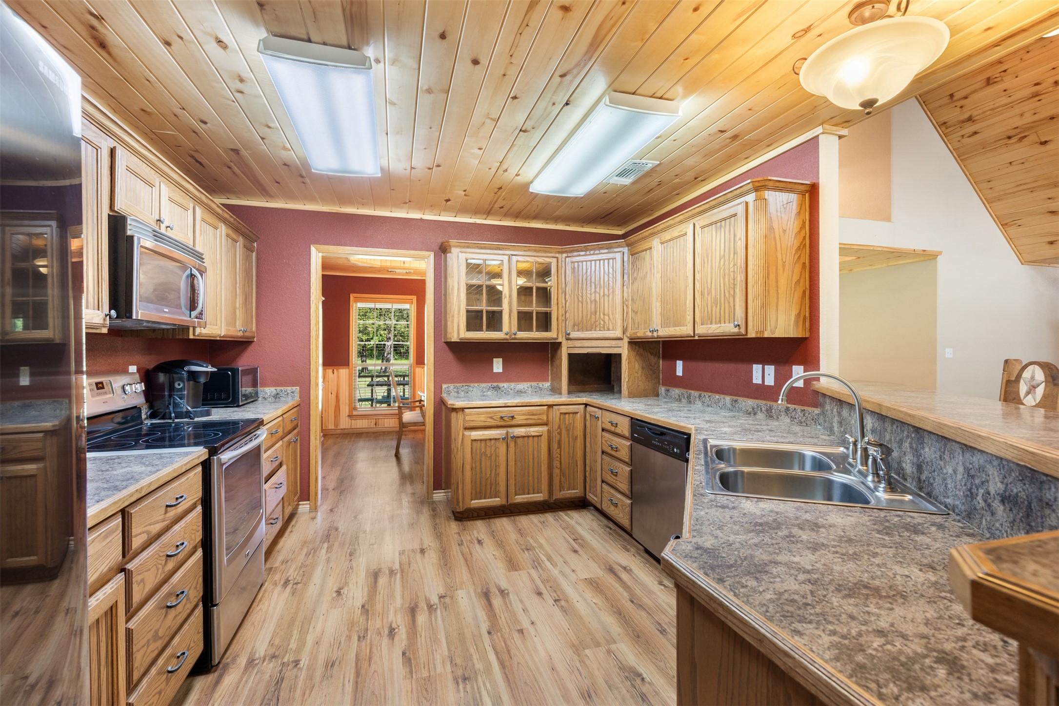 2040 Shannon Road Denison TX 75021