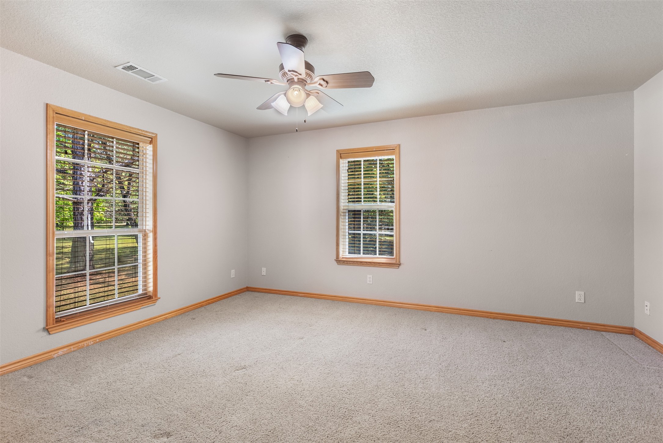 2040 Shannon Road Denison TX 75021