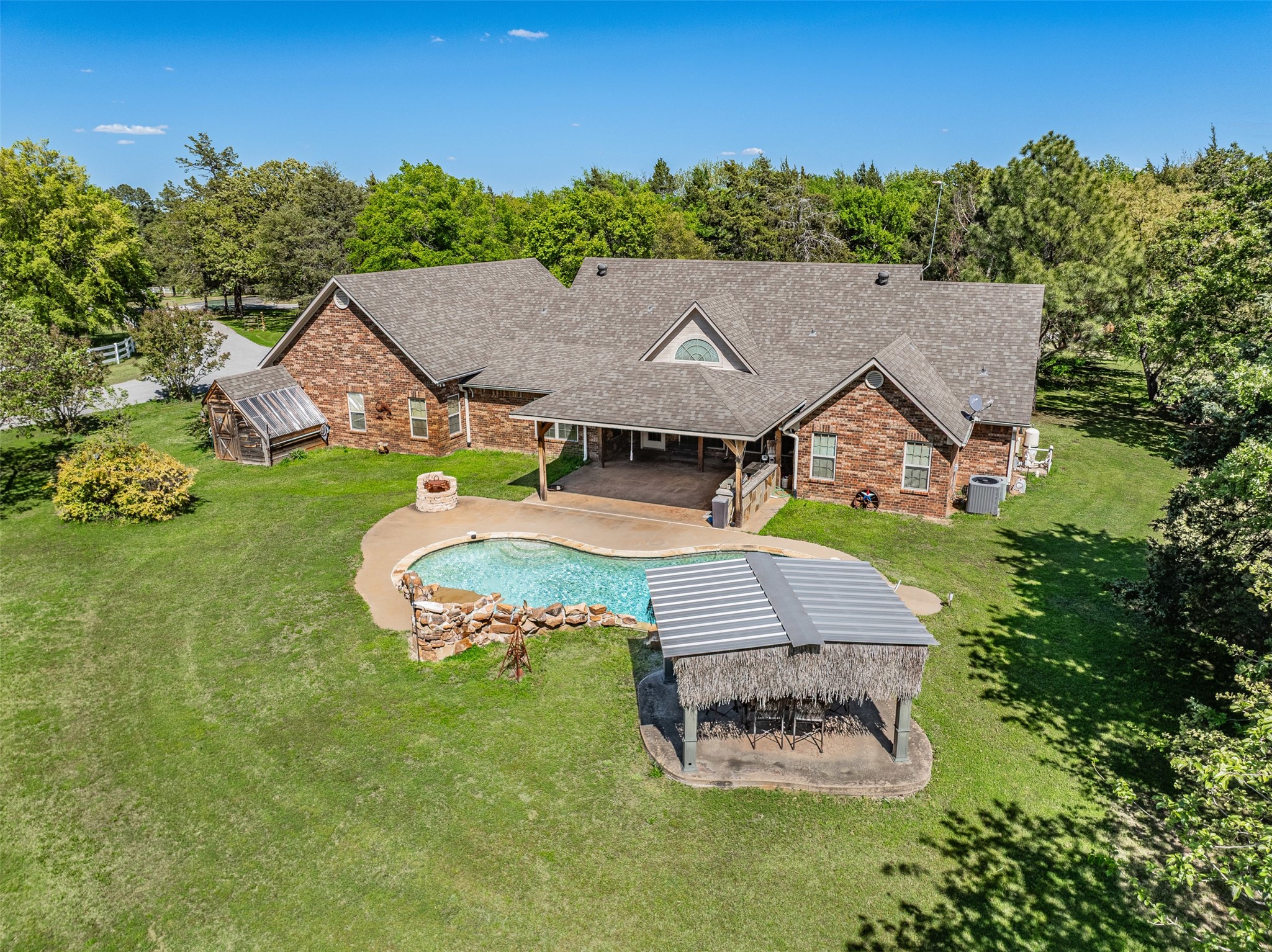 2040 Shannon Road Denison TX 75021