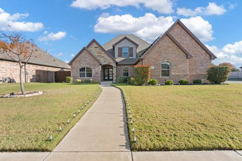 907 Bent Wood Lane Cleburne TX 76033