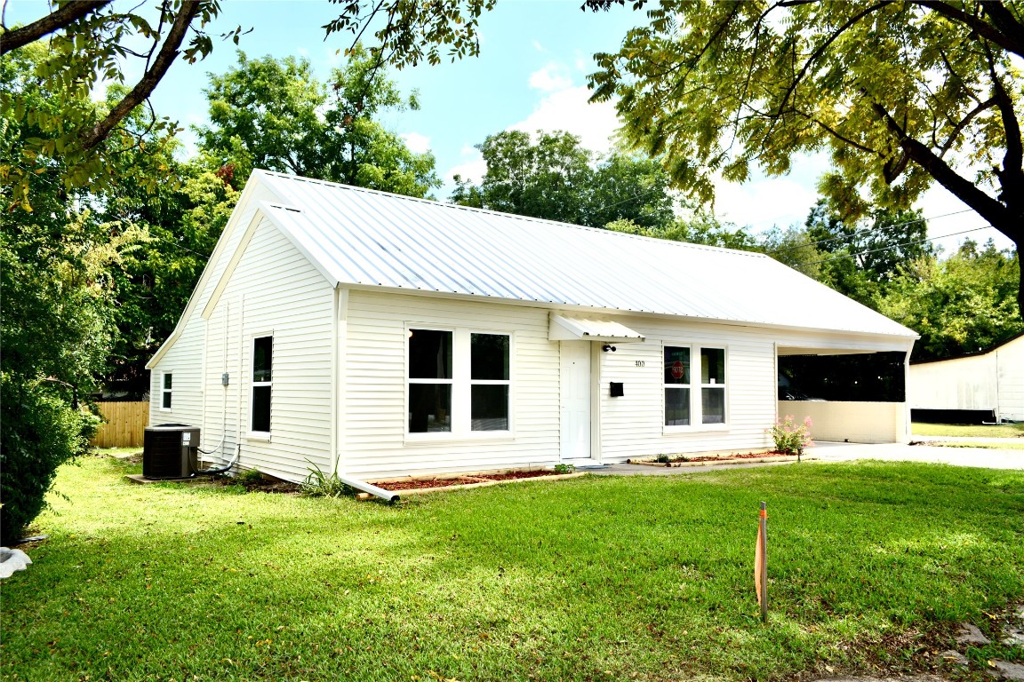 400 N Washington Street Kaufman TX 75142