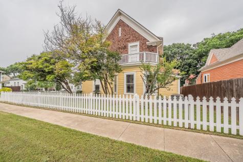 1419 Lipscomb Street Fort Worth TX 76104