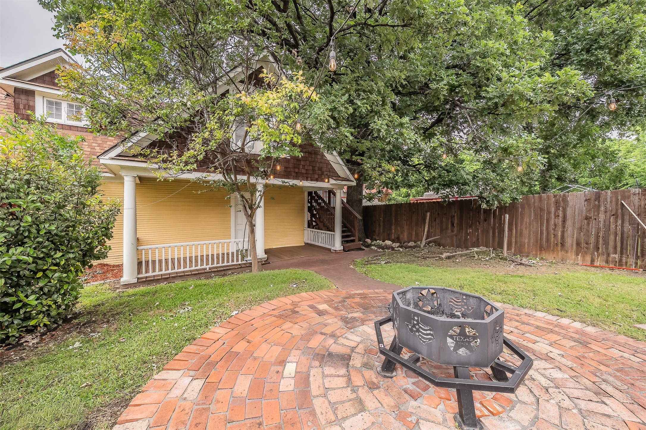 1419 Lipscomb Street Fort Worth TX 76104