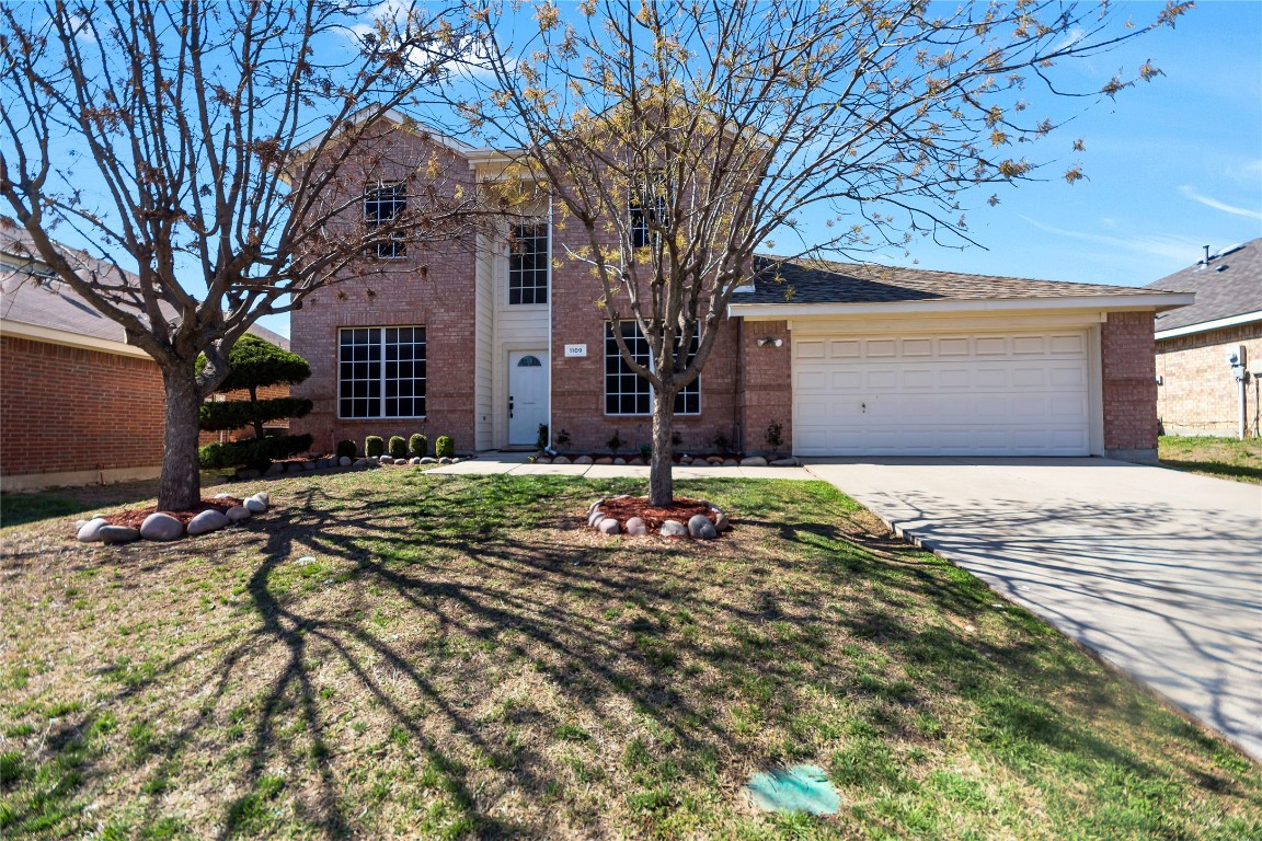 1109 Lindstrom Drive Fort Worth TX 76131