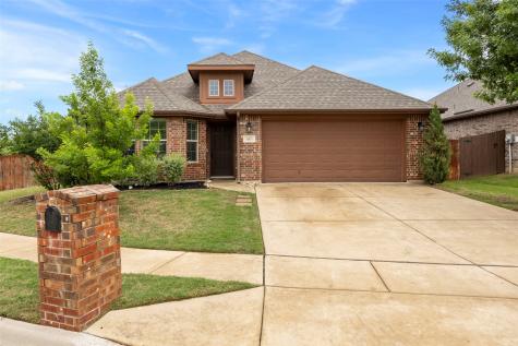 11801 Hassop Lane Burleson TX 76028
