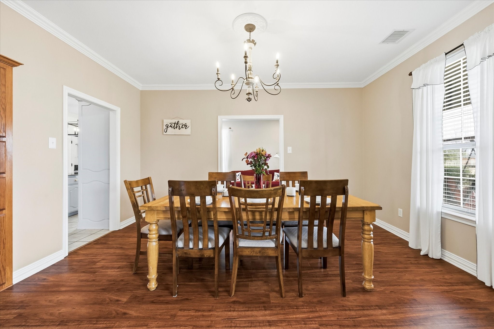 1072 West Secretariat Drive Terrell TX 75160