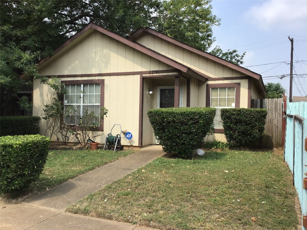 2219 Nantucket Village Drive Dallas TX 75227