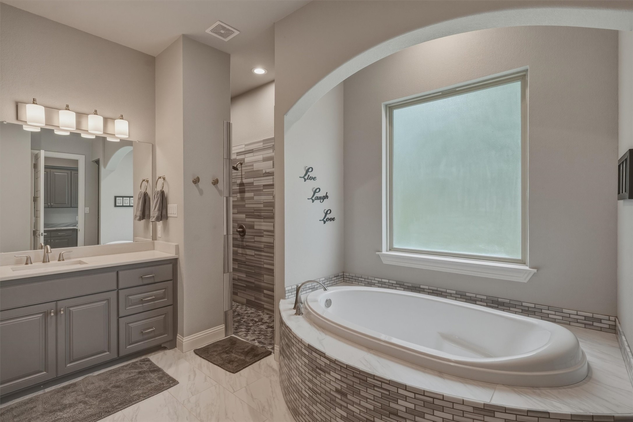 10512 Estancia Court Fort Worth TX 76108