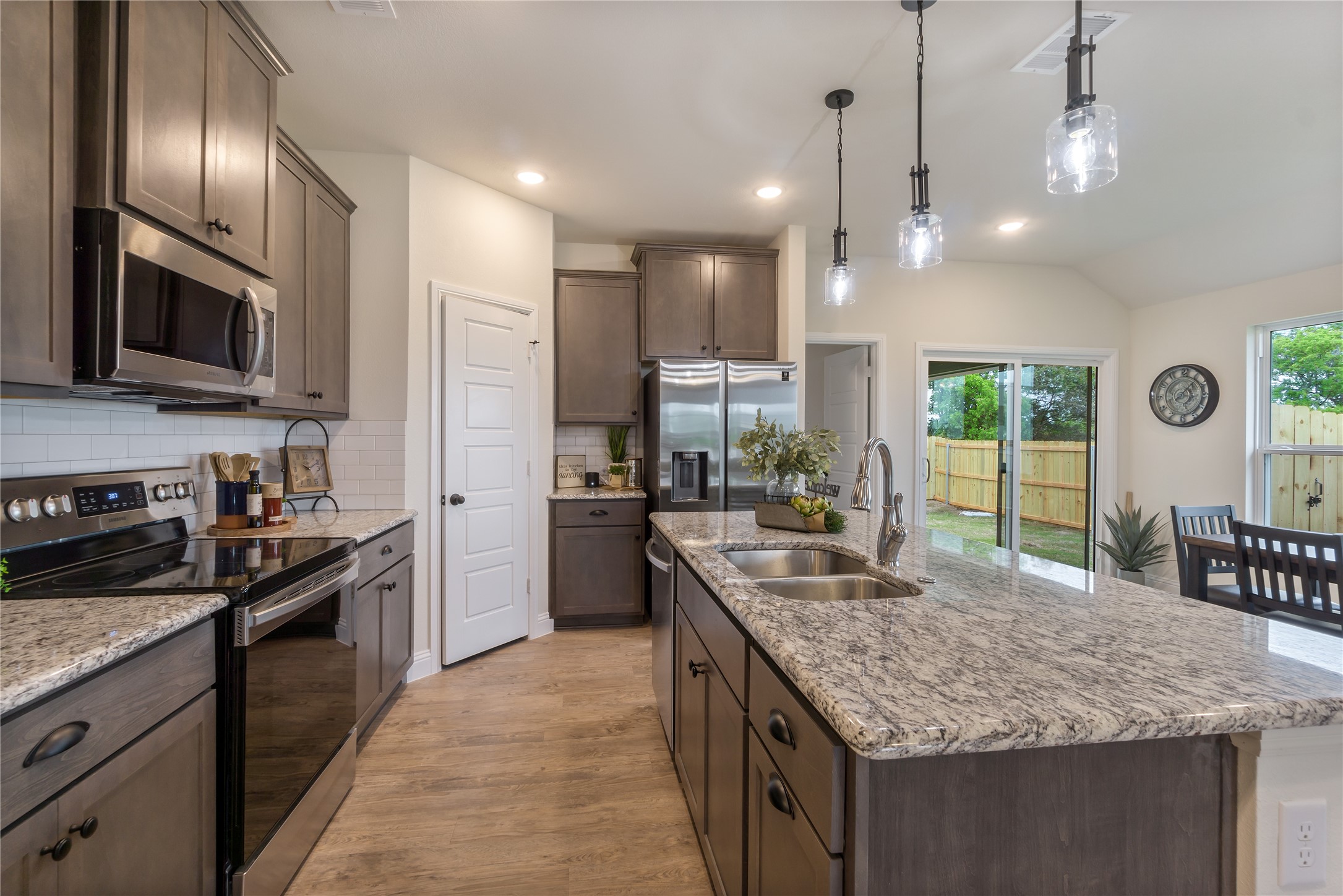 4713 Enclave Drive Sanger TX 76266