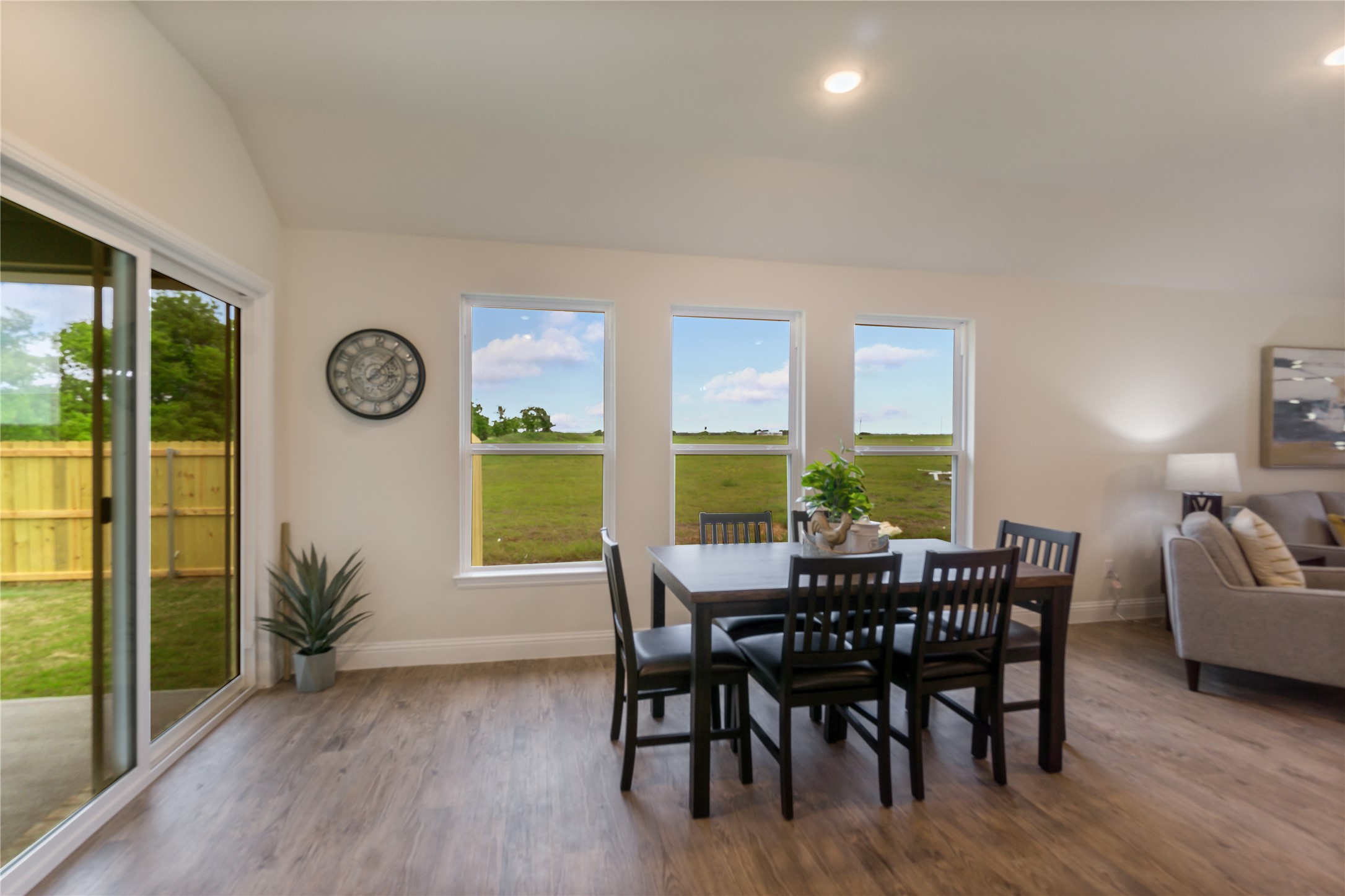 4713 Enclave Drive Sanger TX 76266