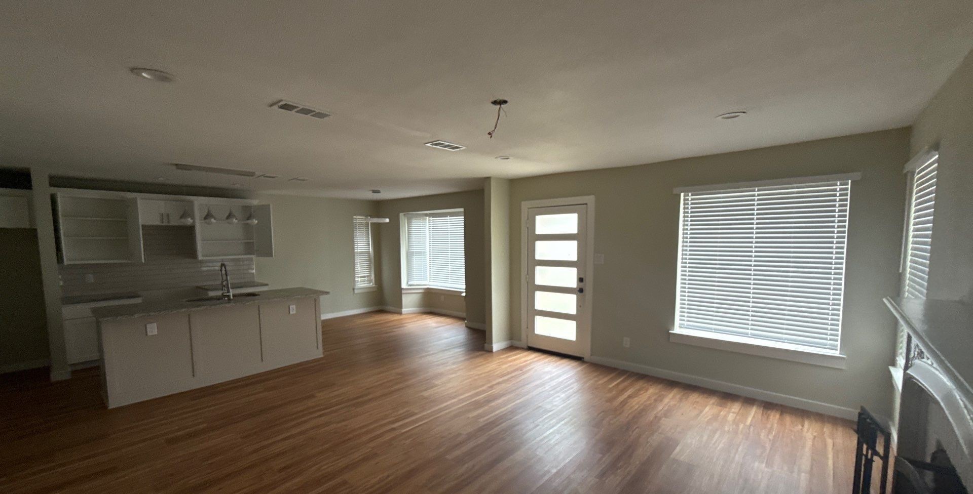 1214 E Waco Avenue Dallas TX 75216
