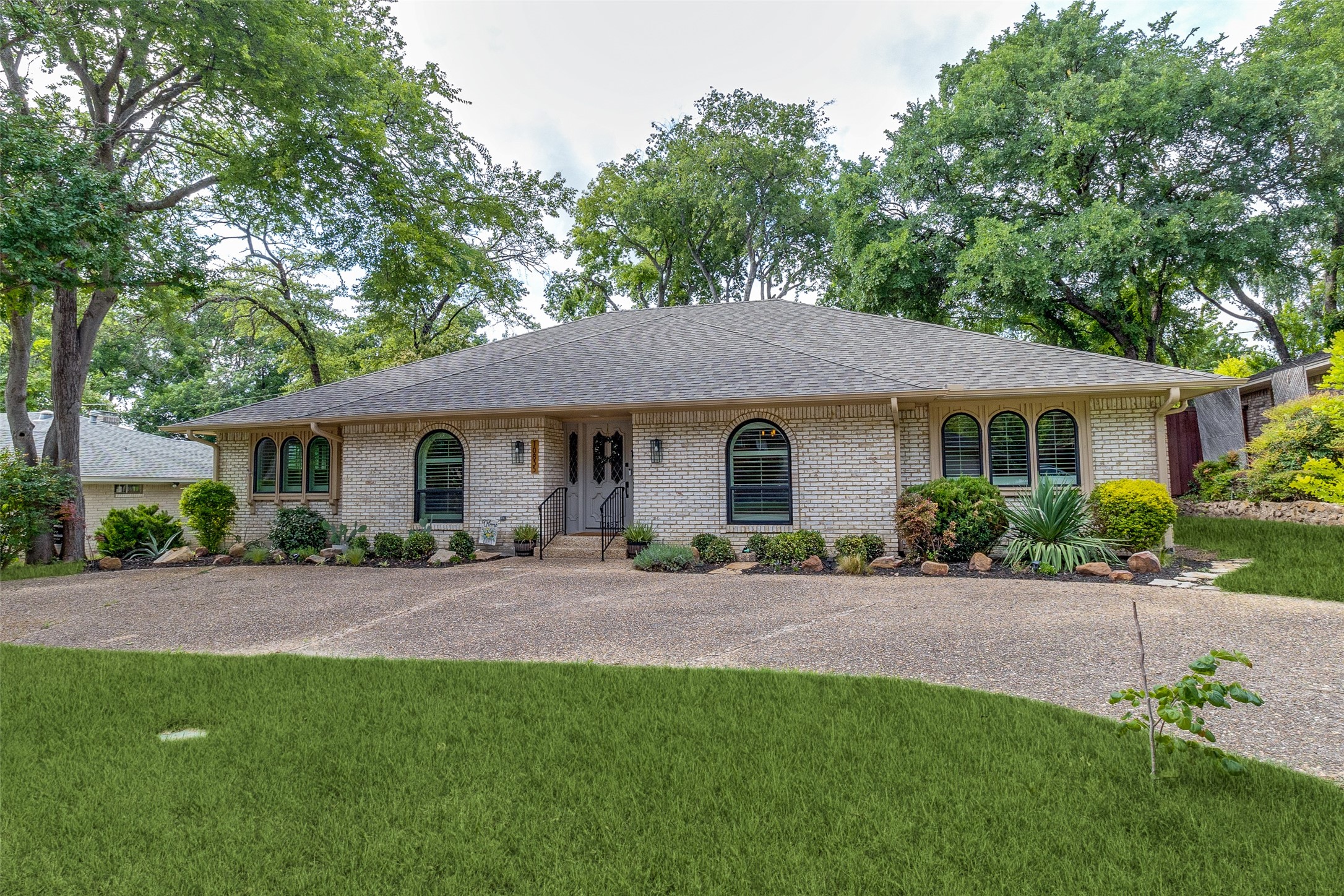 10835 Lubbock Drive Dallas TX 75238