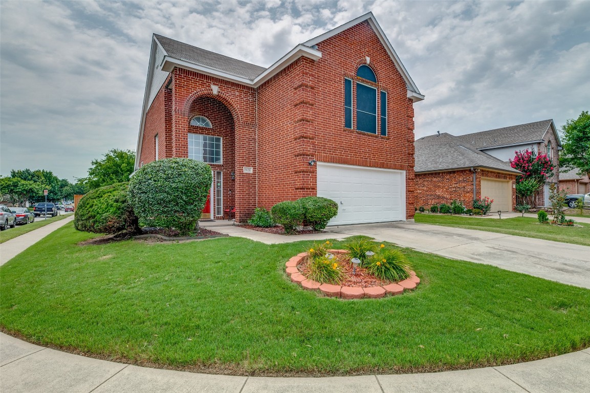 5028 Glenscape Trail Fort Worth TX 76137