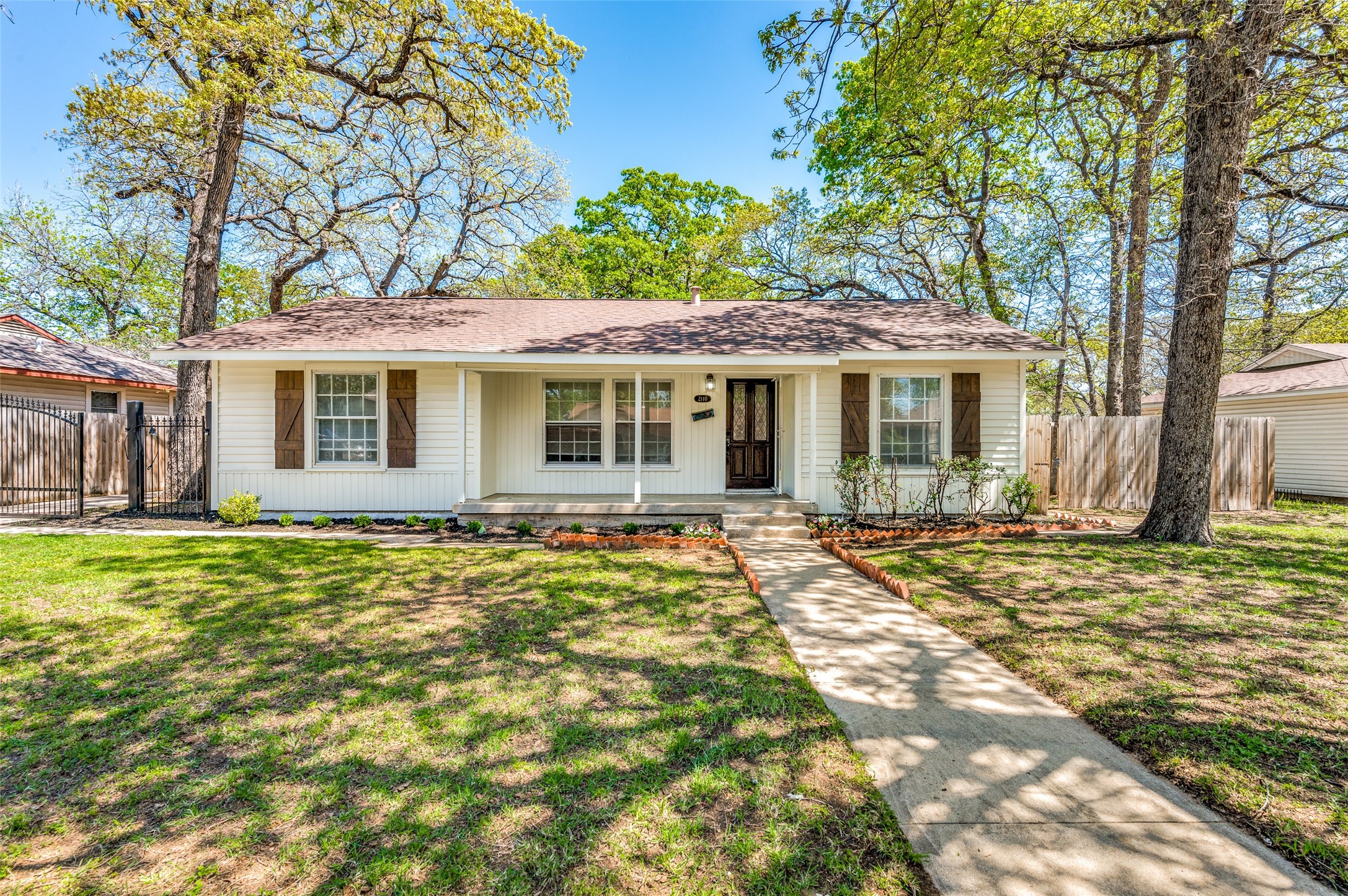 2110 Westchester Drive Haltom City TX 76117