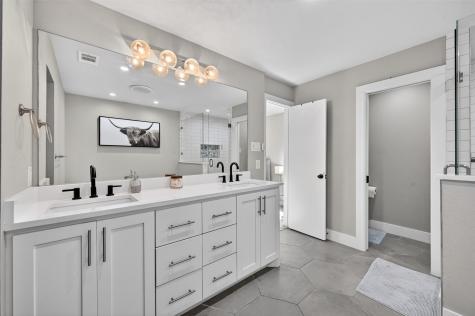 7230 Crooked Oak Drive Dallas TX 75248