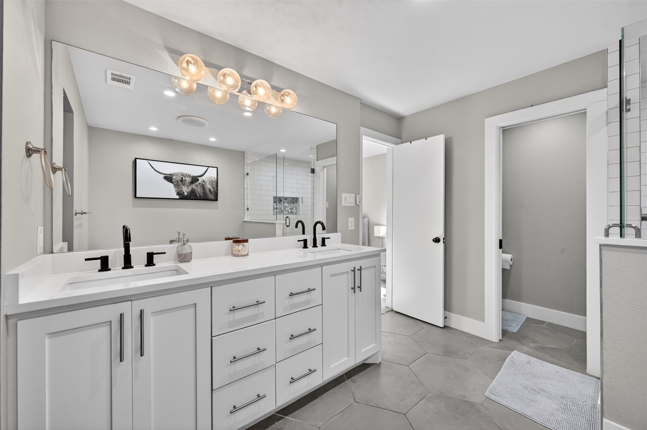 7230 Crooked Oak Drive Dallas TX 75248