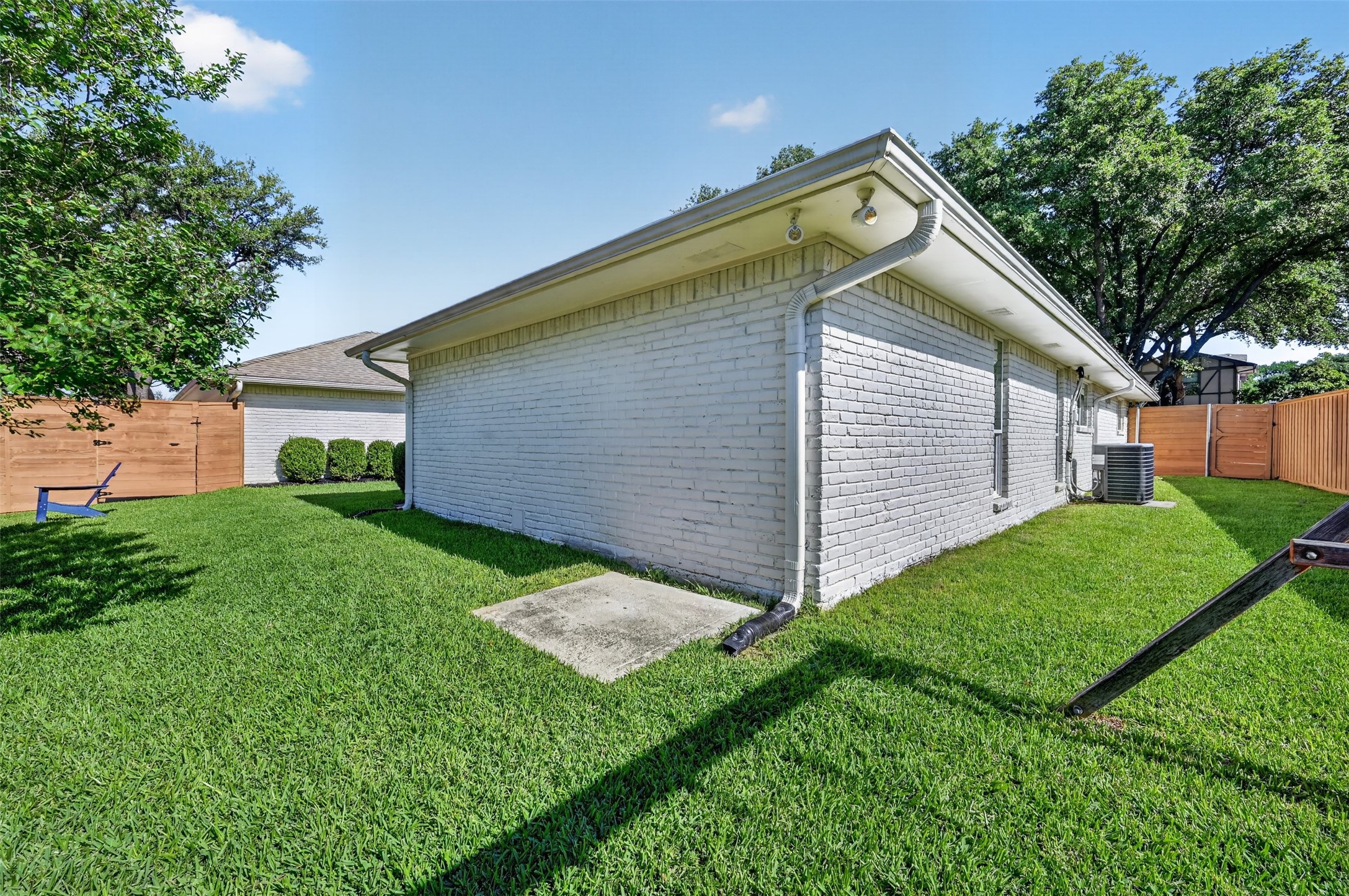 7230 Crooked Oak Drive Dallas TX 75248
