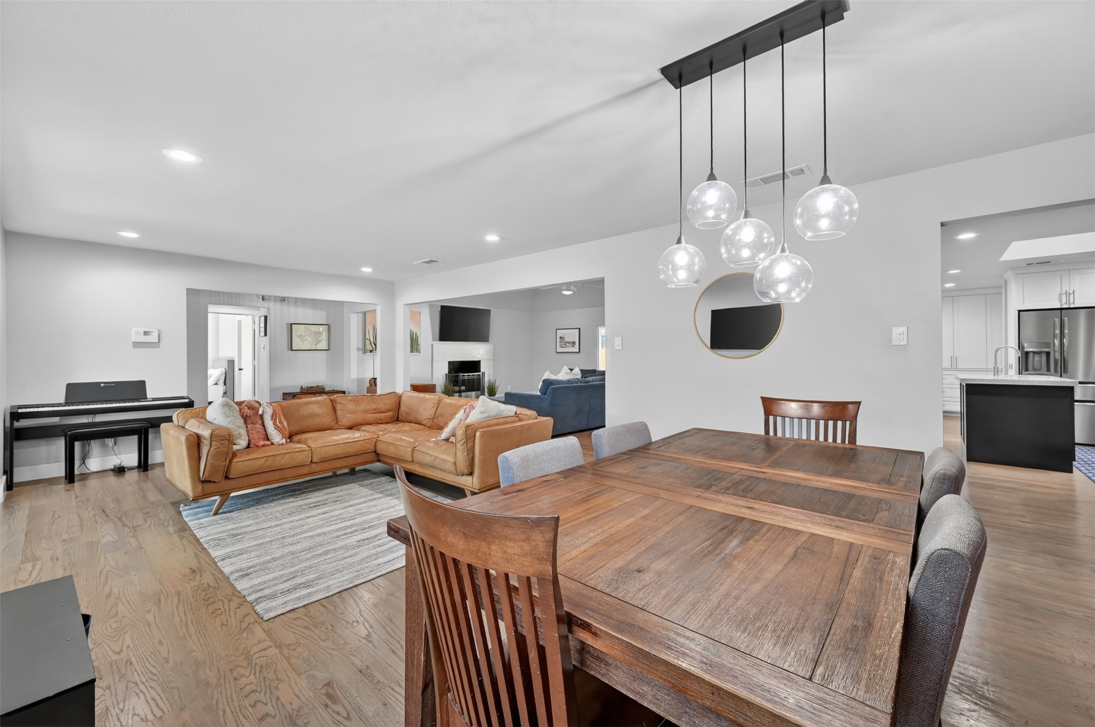 7230 Crooked Oak Drive Dallas TX 75248