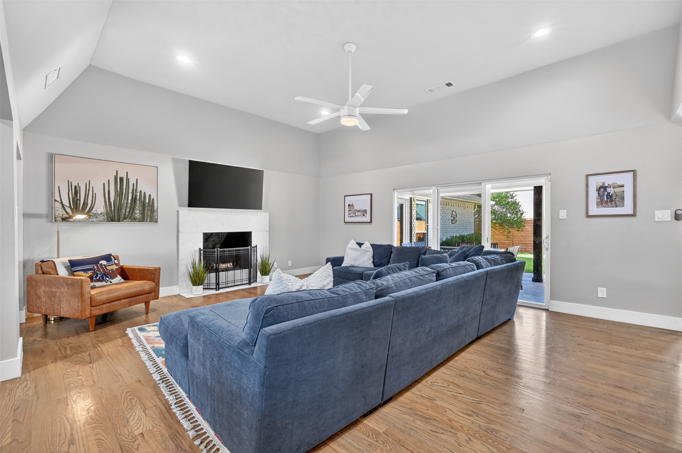 7230 Crooked Oak Drive Dallas TX 75248