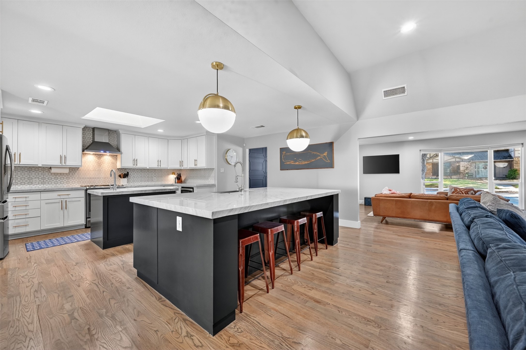 7230 Crooked Oak Drive Dallas TX 75248