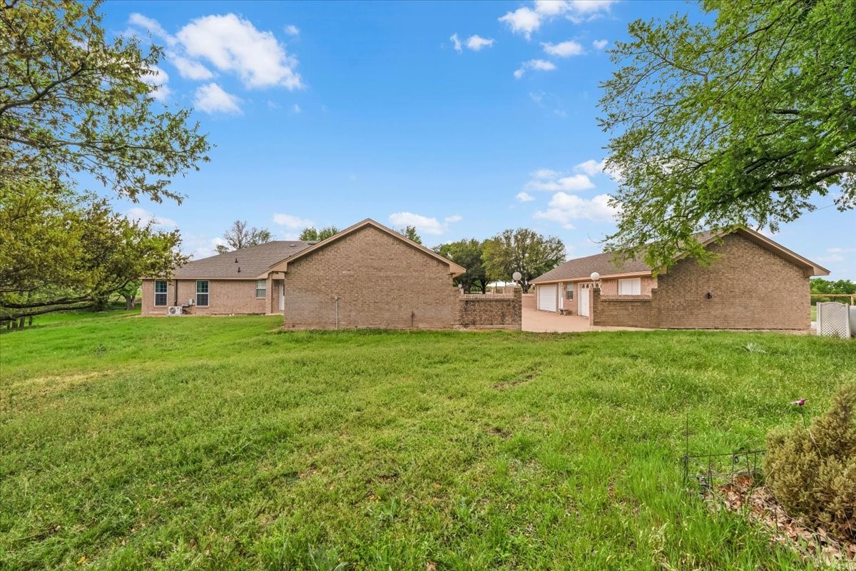 353 Hidden Meadow Court Rhome TX 76078