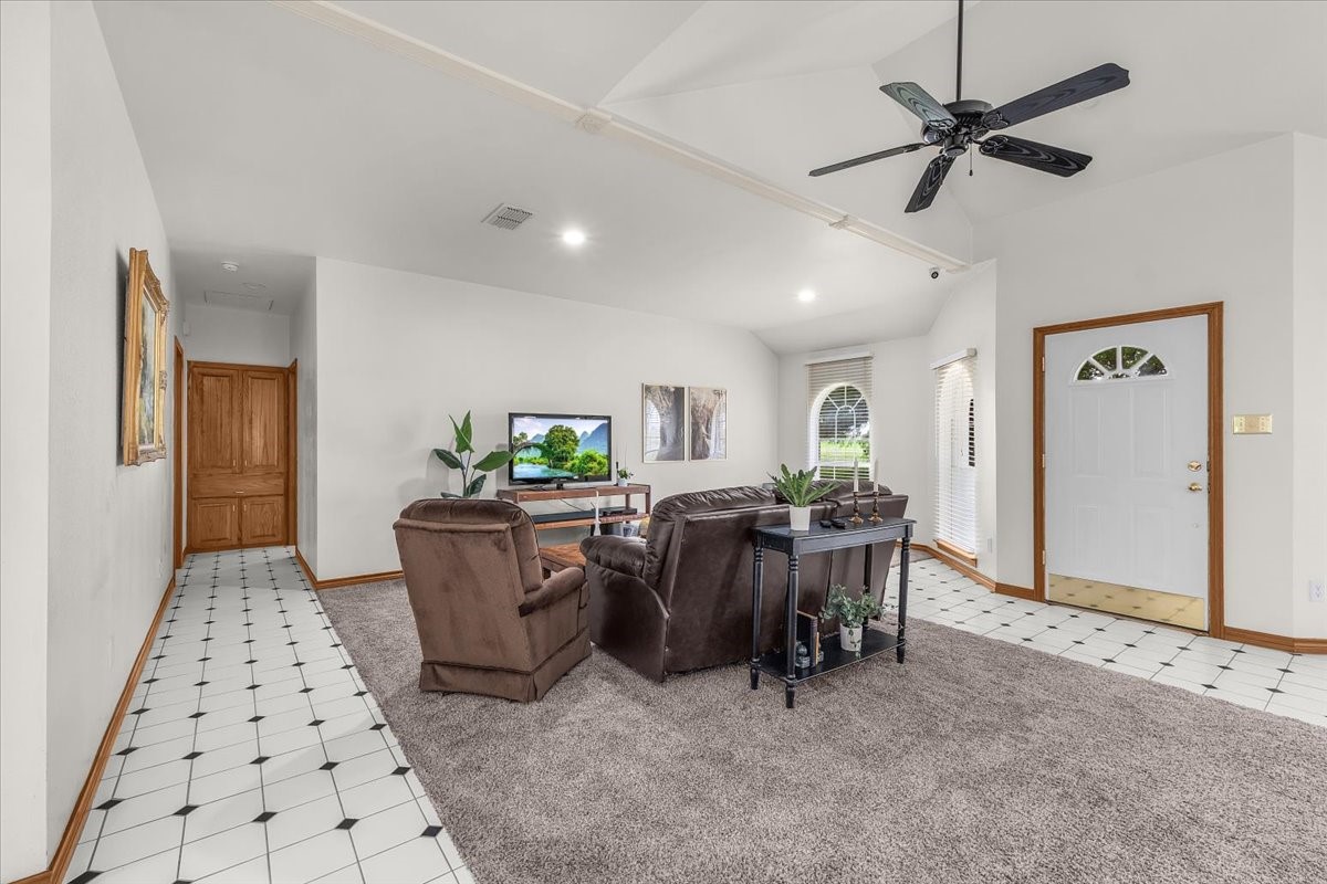 353 Hidden Meadow Court Rhome TX 76078